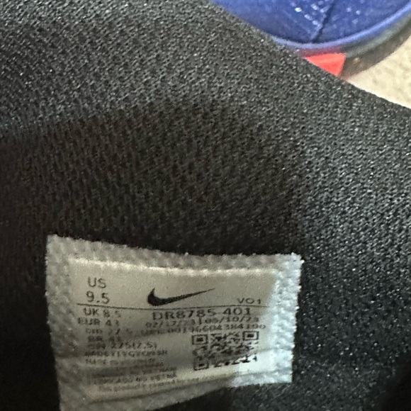 Nike Ja 1. Mens size 9.5. Worn only on indoor basketball courts. - Picture 7 of 8